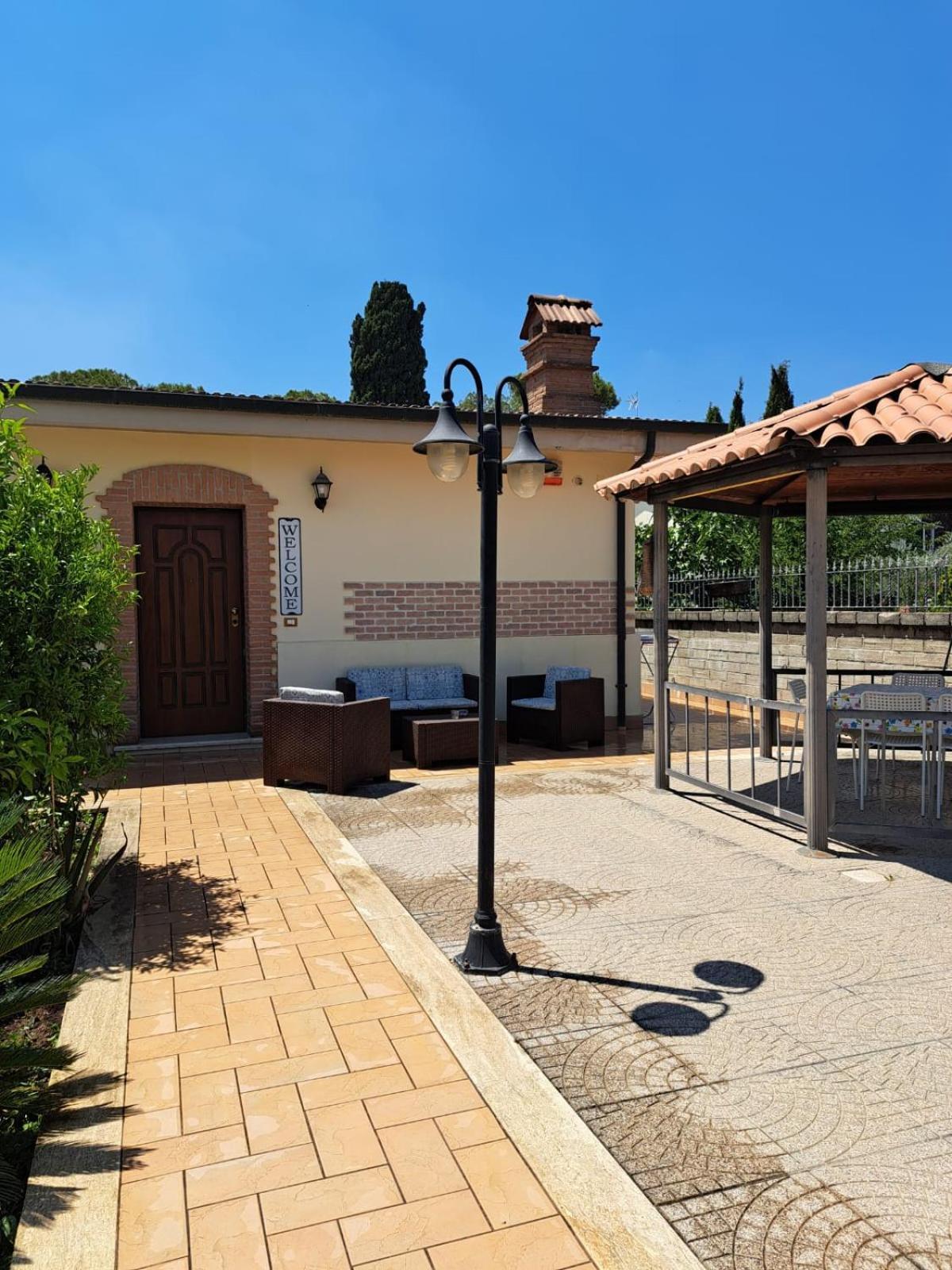 Apartment Roma Tor Vergata Con Giardino Eksteriør billede